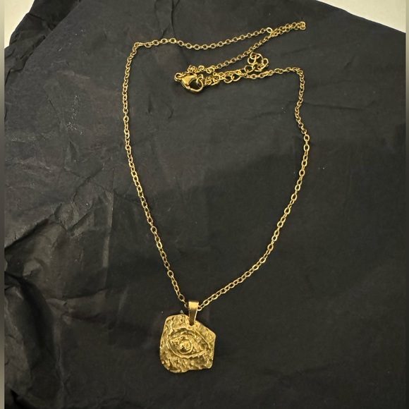 18K Gold Plated Vintage Necklace - Picture 5 of 5